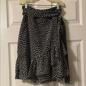 Ann Taylor Black and White Heart Patterned Skirt